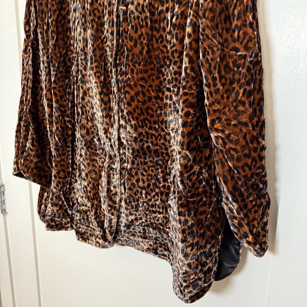 NWT Soft Surroundings Icon Silk Velvet Poets Tunic Shirt Animal Print Sz Large - Picture 3 of 12